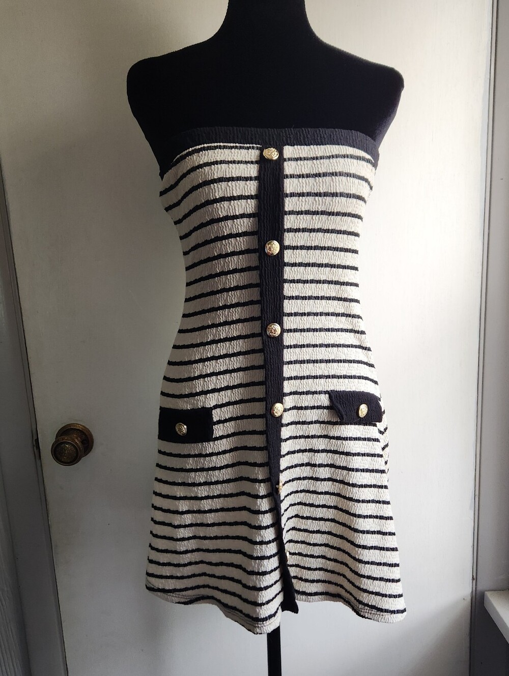 Nwt 21 Saints Black and White KNIT Strapless FRONT POCKETS BUTTONS MINI Dress M